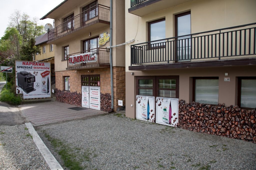 Budynek sklepu firmowego Polskiego Serwisu Kawowego